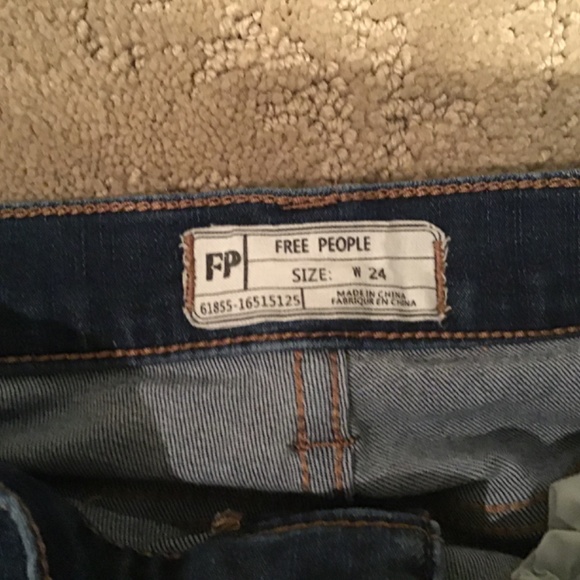Free People Ripped Jeans Women’s Size 24 - Picture 2 of 2